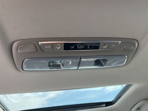 Used 2024 Kia Telluride SX image 35