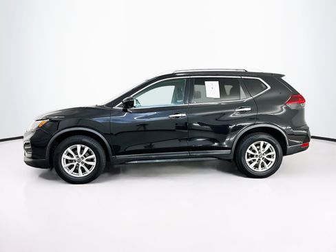 Used 2018 Nissan Rogue SV w/ Premium Package AWD/4WD image 4