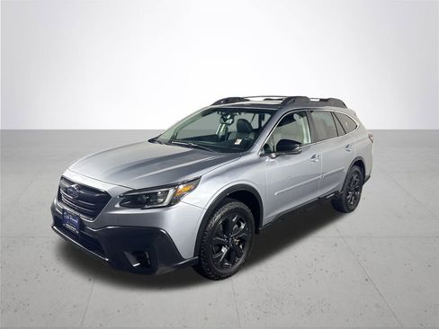 Used 2021 Subaru Outback Onyx Edition XT image 2