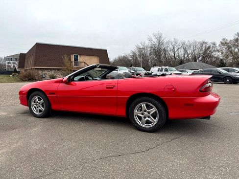 Used 1998 Chevrolet Camaro Z28 image 11