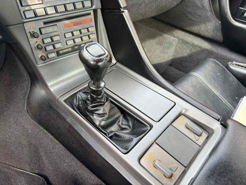 Used 1990 Chevrolet Corvette Coupe image 71