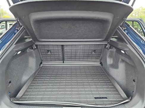 Certified 2023 Volkswagen ID.4 Pro image 12