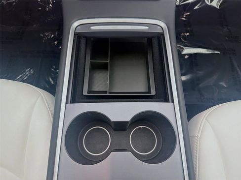 Used 2023 Tesla Model 3 Performance image 16