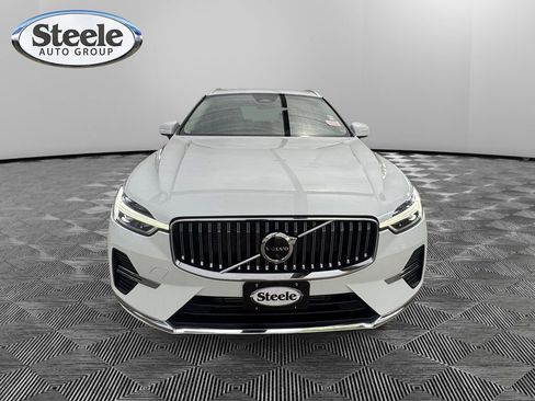 Used 2023 Volvo XC60 T8 Plus AWD/4WD image 8