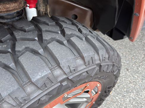 Used 2011 Jeep Wrangler Unlimited Sport image 32