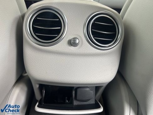 Used 2021 Mercedes-Benz E 350 Sedan image 28