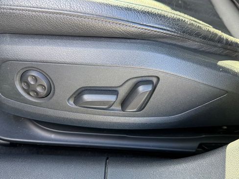 Used 2017 Audi A4 2.0T Prestige w/ Prestige Package image 30