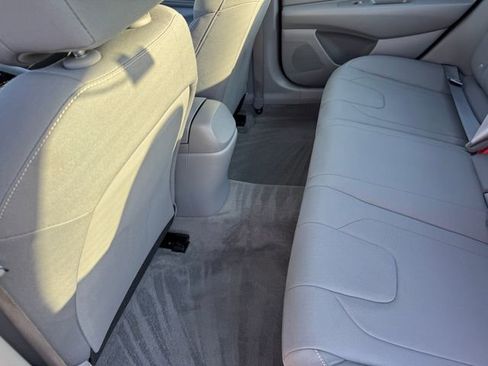 Used 2023 Hyundai Elantra SEL w/ Convenience Package FWD image 17