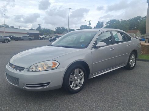 Used 2016 Chevrolet Impala LT FWD image 7
