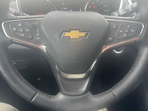 Used 2024 Chevrolet Equinox LT AWD/4WD image 12