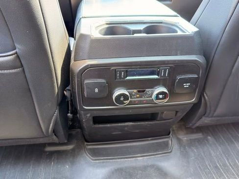 Used 2018 Ford Expedition Limited w/ Equipment Group 301A AWD/4WD image 11