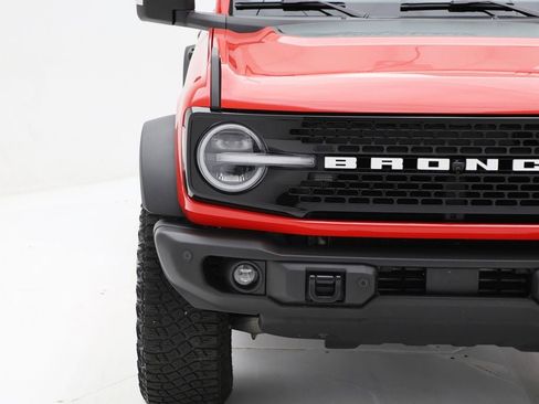 Used 2023 Ford Bronco Wildtrak image 5