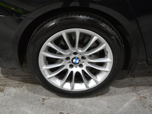 Used 2013 BMW 750i xDrive image 64