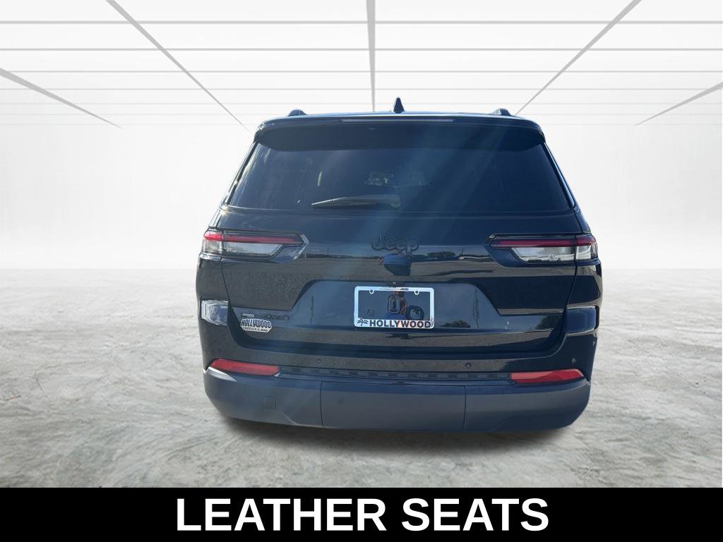 Used 2023 Jeep Grand Cherokee L Laredo AWD/4WD image 6