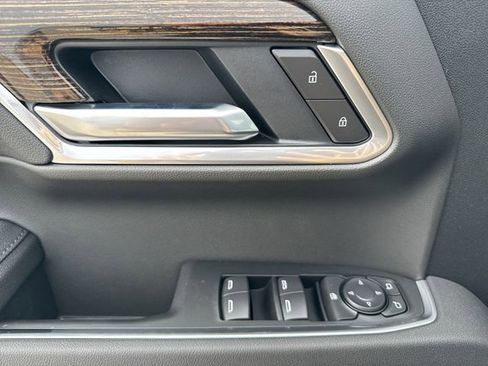 New 2026 GMC Sierra 1500 Elevation image 13