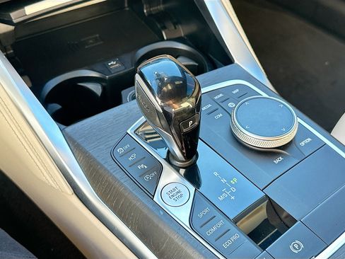 Used 2023 BMW 430i Coupe w/ M Sport Package image 25