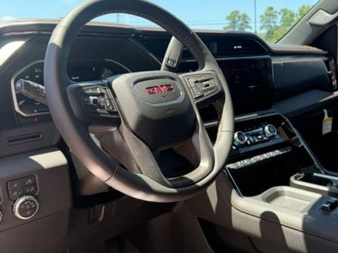 New 2026 GMC Sierra 2500 AT4 w/ LPO, Black Badging Package AWD/4WD image 9