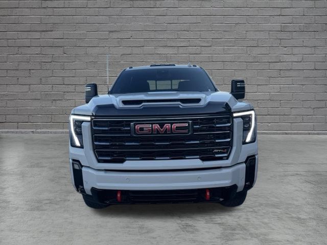 Used 2026 GMC Sierra 2500 AT4 AWD/4WD image 2
