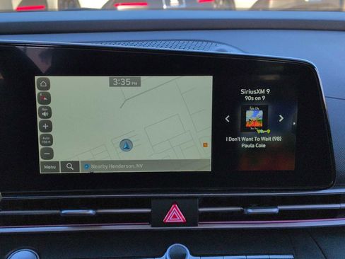 Certified 2025 Hyundai Elantra Limited image 30