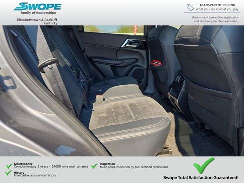 Used 2023 Mitsubishi Outlander SE AWD/4WD image 13