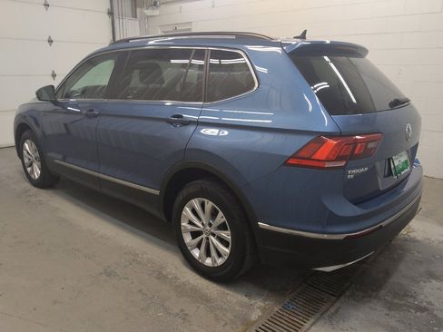 Used 2018 Volkswagen Tiguan SE FWD image 3