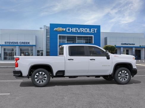 New 2026 Chevrolet Silverado 2500 Custom w/ Custom Value Package AWD/4WD image 3