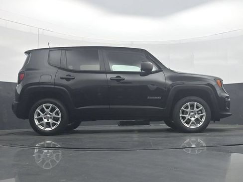 Used 2023 Jeep Renegade Latitude AWD/4WD image 34