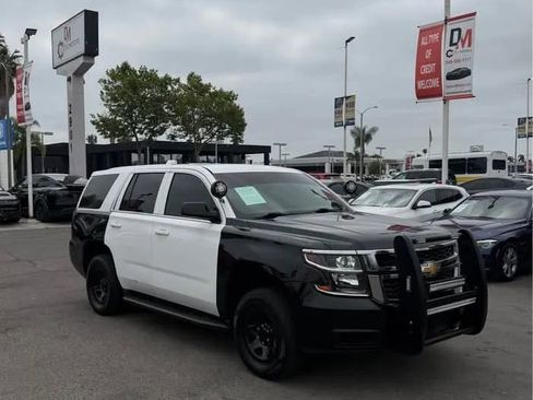 Used 2019 Chevrolet Tahoe 2WD w/ Remote Keyless Entry Package image 2