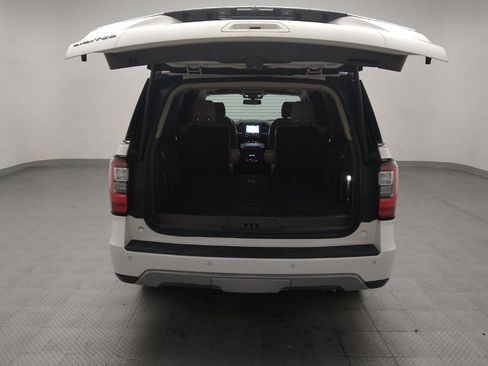 Used 2019 Ford Expedition Limited w/ Equipment Group 302A RWD image 29