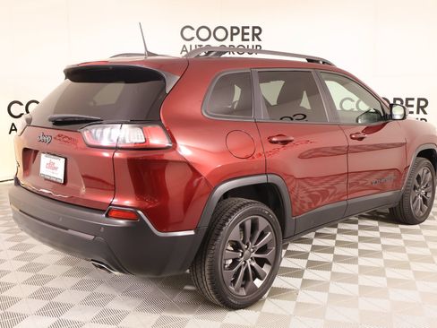 Used 2021 Jeep Cherokee Latitude Lux 80th Anniv w/ Quick Order Package 2YU 80th FWD image 21