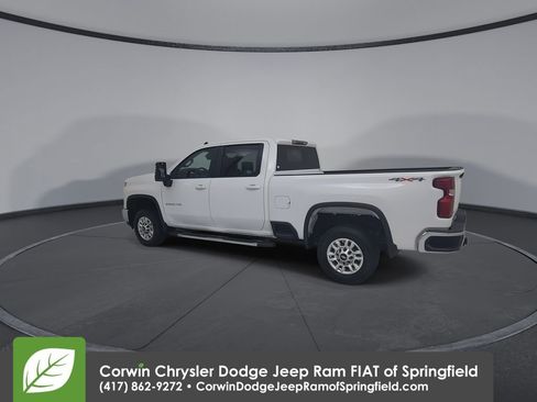 Used 2025 Chevrolet Silverado 2500 LT w/ Convenience Package AWD/4WD image 10