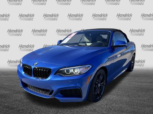Used 2016 BMW M235i Convertible image 5