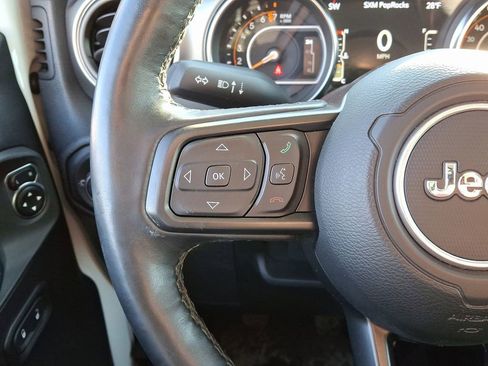 Used 2021 Jeep Gladiator Sport image 21