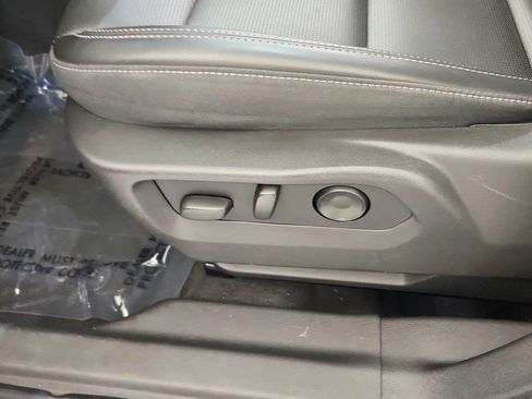 Used 2024 Buick Envision Preferred AWD/4WD image 21