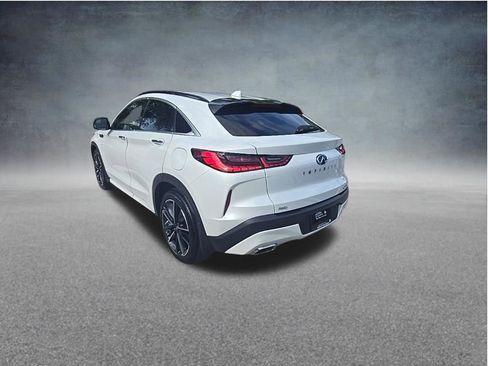 Used 2023 INFINITI QX55 Essential AWD/4WD image 7