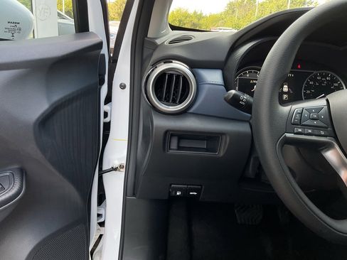 New 2025 Nissan Versa SV w/ Trunk Package image 22