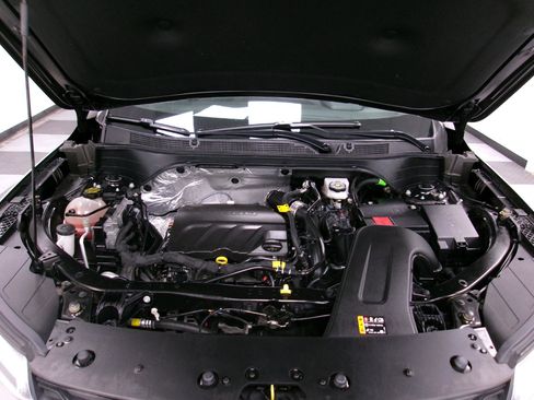 Certified 2024 Chevrolet Trax LT w/ Sunroof Package image 18