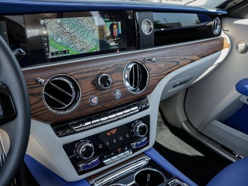 Certified 2023 Rolls-Royce Ghost w/ Ghost Package image 31