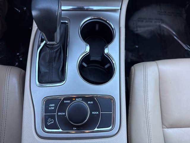 Used 2019 Jeep Grand Cherokee Limited AWD/4WD image 18