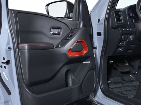 Certified 2023 Nissan Frontier PRO-4X w/ Pro Convenience Package AWD/4WD image 35