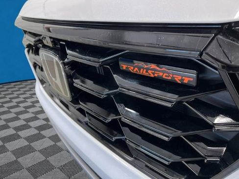 New 2025 Honda Pilot TrailSport image 12