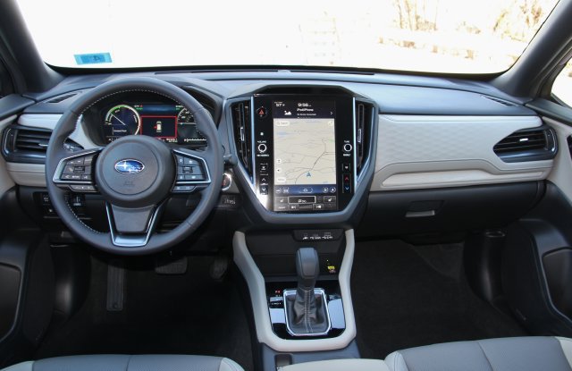 Used 2025 Subaru Forester Limited AWD/4WD image 33