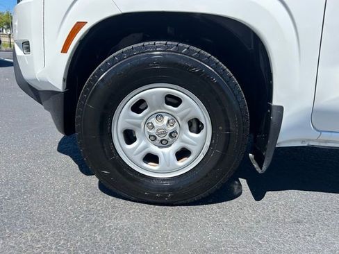 Used 2022 Nissan Frontier S w/ Technology Package image 9