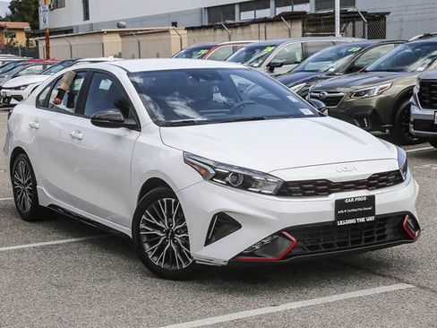 Certified 2023 Kia Forte GT-Line FWD image 2