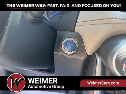 Used 2021 Toyota RAV4 XLE Premium AWD/4WD image 40