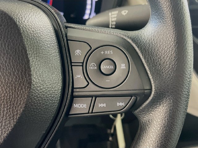 Used 2026 Toyota Corolla LE FWD image 18