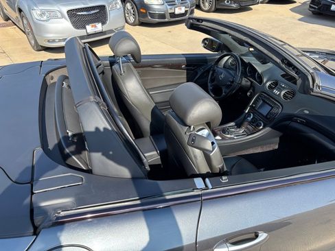 Used 2004 Mercedes-Benz SL 500 image 9