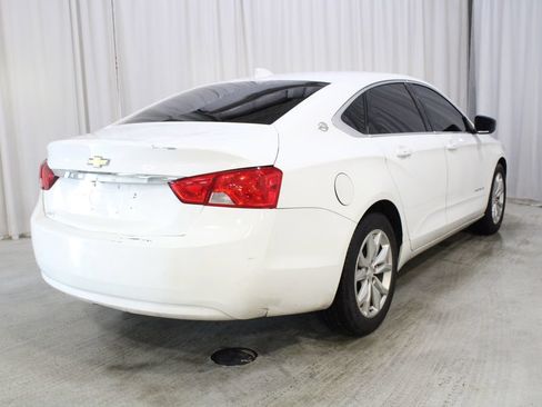 Used 2018 Chevrolet Impala LT FWD image 25