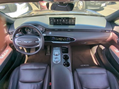Used 2023 Genesis GV70 2.5T w/ Advanced Package AWD/4WD image 19