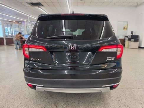 Used 2020 Honda Pilot Touring image 6